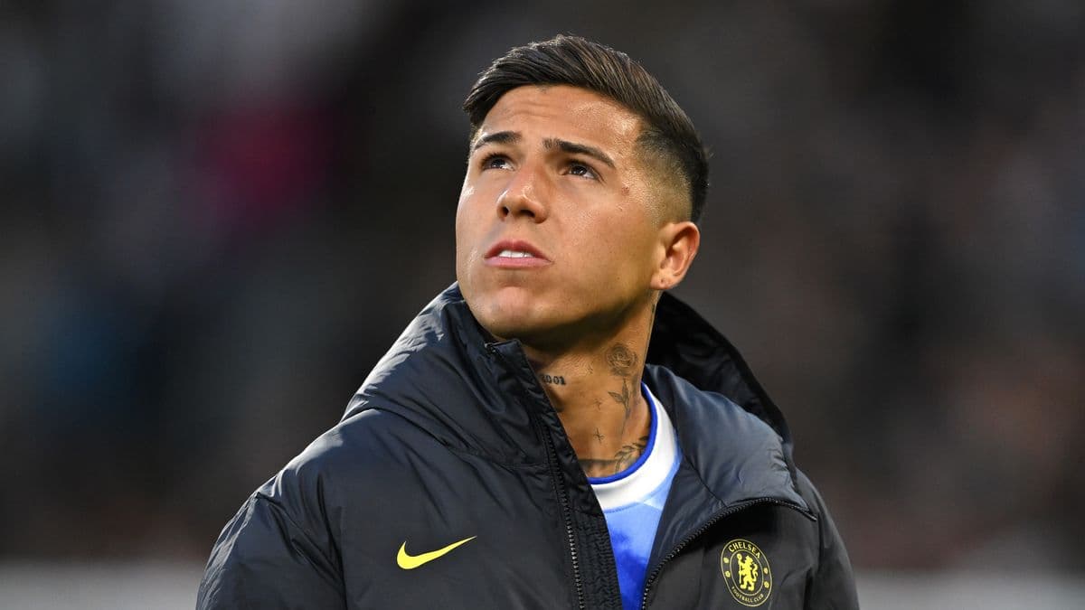Transfer news LIVE: Enzo Fernandez £120m deal, Julian Alvarez to Arsenal, Bradley Barcola latest - The Mirror