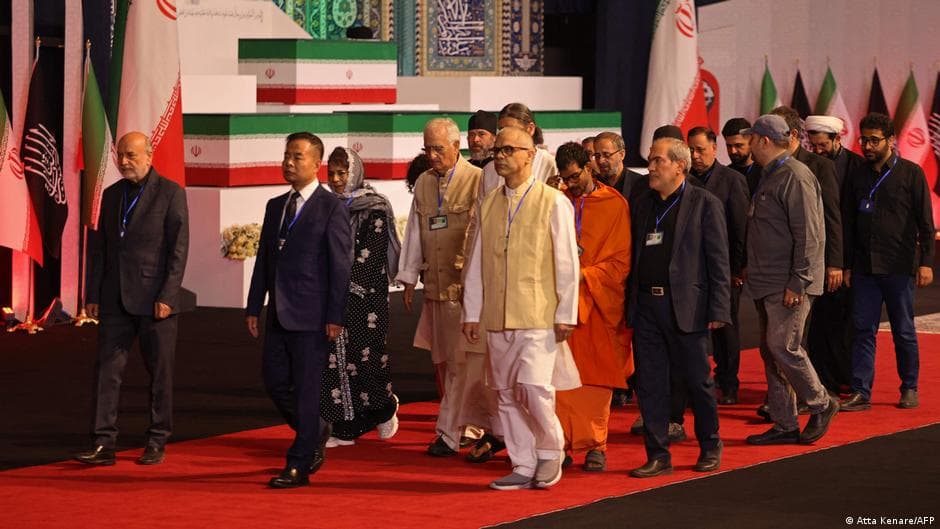 Berita India: Delegasi India berangkat untuk menghadiri pemakaman Khamenei