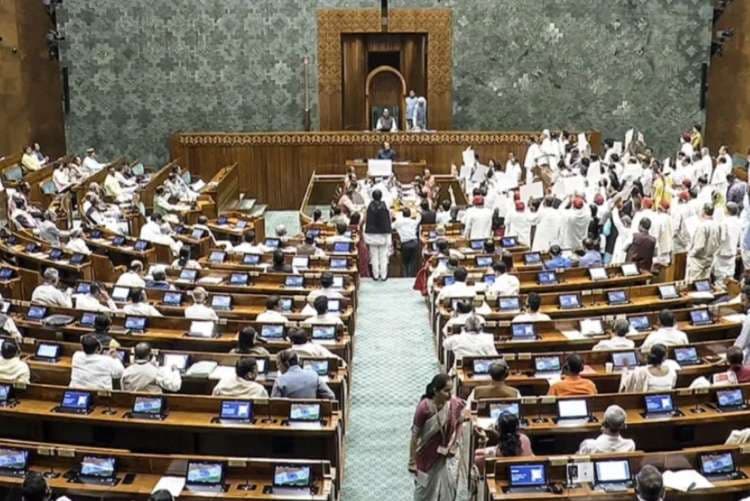 Das Parlament und die bröckelnde Idee Indiens