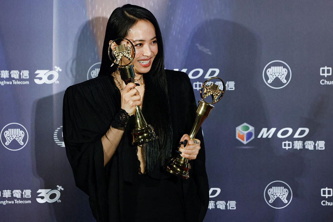 Megabintang Mandopop Jolin Tsai memenangkan album terbaik di ajang penghargaan musik tahunan Taiwan - BusinessWorld Online