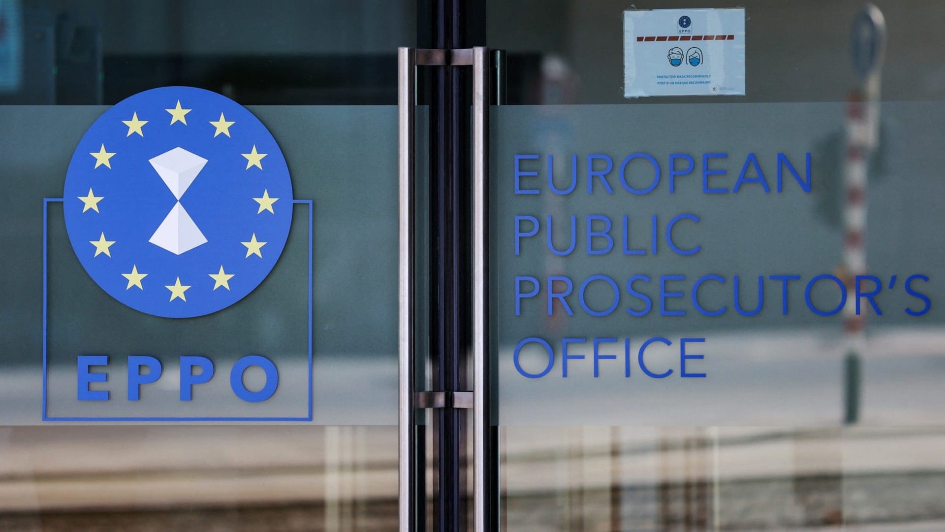 EU prosecutors raid right-wing bloc over funds