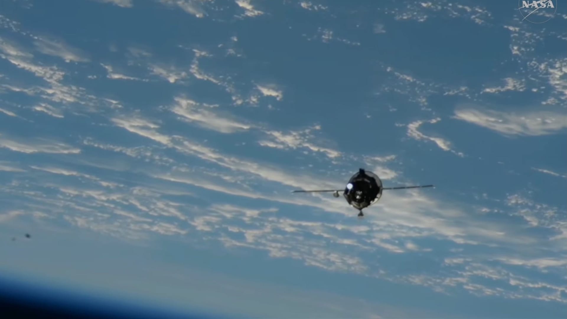 Russian Progress spacecraft delivers 3 tons of cargo to the ISS (video)