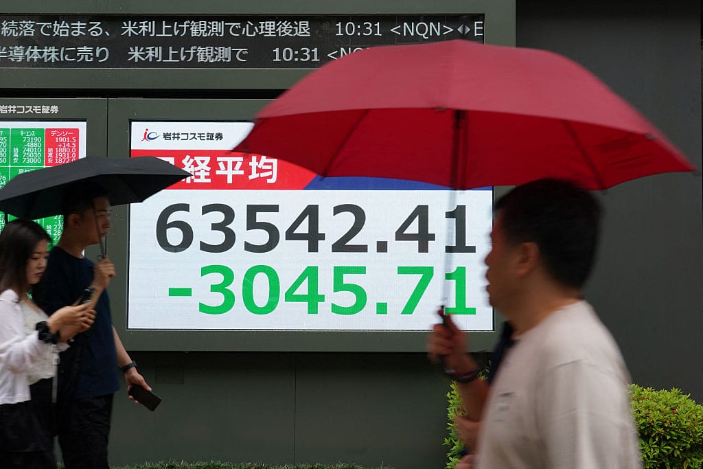 AI Chip Rally Leaves Asia's Fund Managers Struggling To Keep Pace