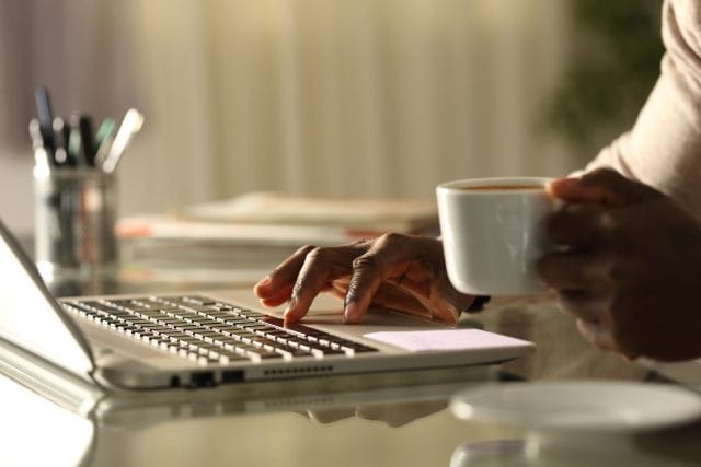 L'IA et la sécurité post-quantique redéfinissent le choix des cadres de cybersécurité alors que les dépenses mondiales atteindront 240 milliards de dollars en 2026 : IDC - InfotechLead