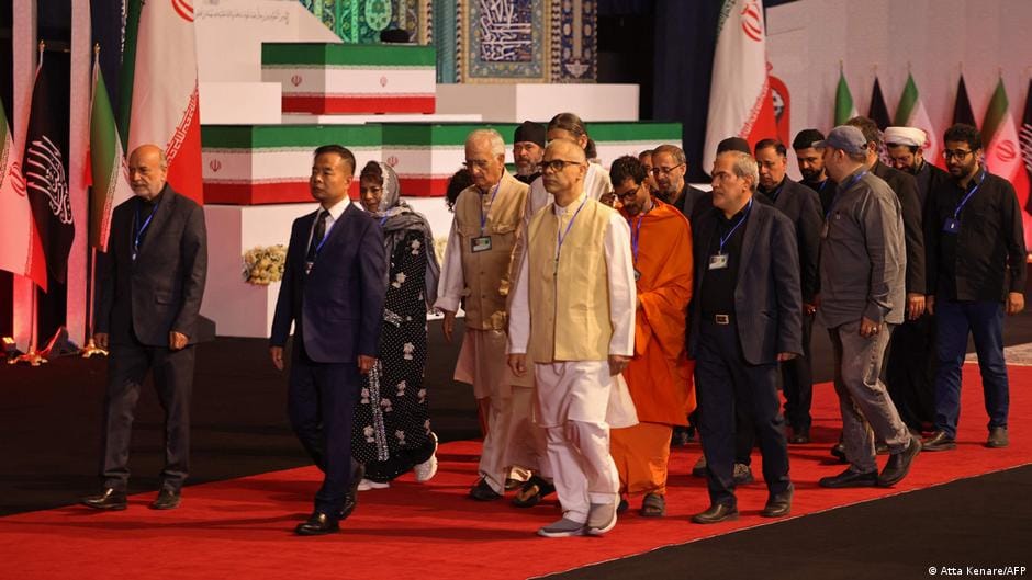 Berita India: Delegasi India berangkat untuk menghadiri pemakaman Khamenei