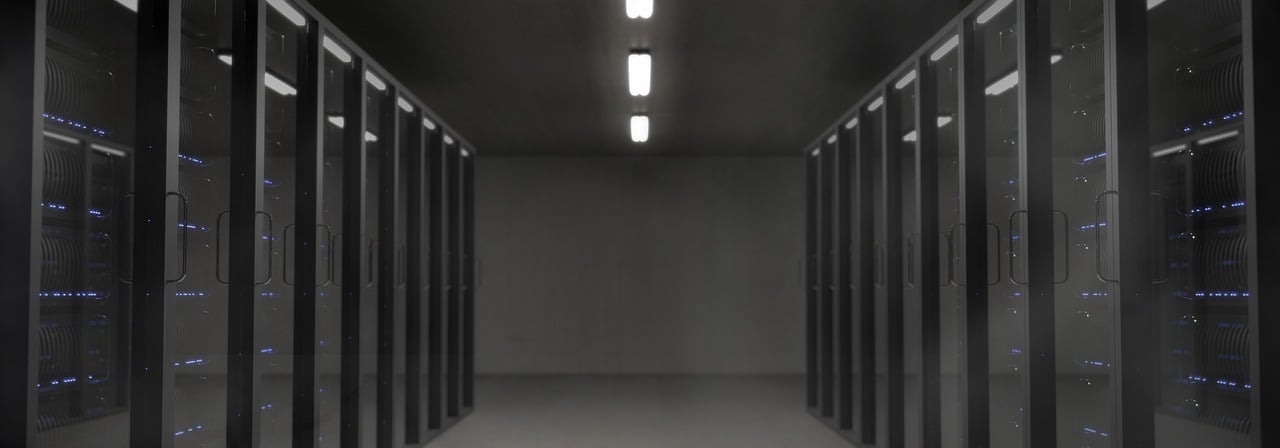 Demanda por IA impulsiona surto de financiamento de data centers no Sudeste Asiático