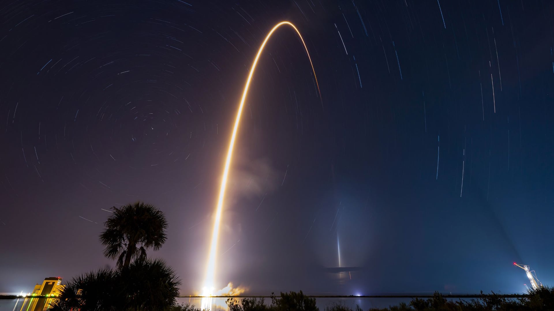 SpaceX sets rocket-reuse record on 100th Falcon 9 launch of the year