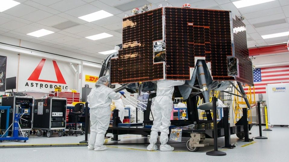 Astrobotic ने NASA के Moon Base मिशन के लिए Griffin-1 लूनर लैंडर का अनावरण किया