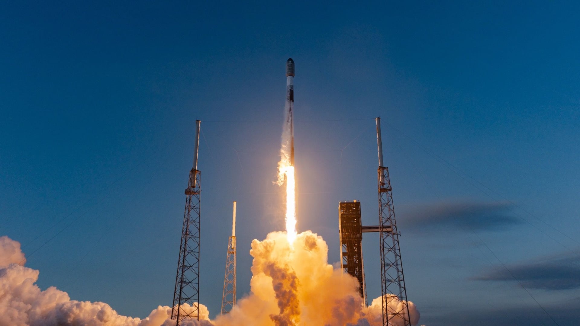 Cos'è Starfall? Uno sguardo alla misteriosa nuova capsula di rientro di SpaceX