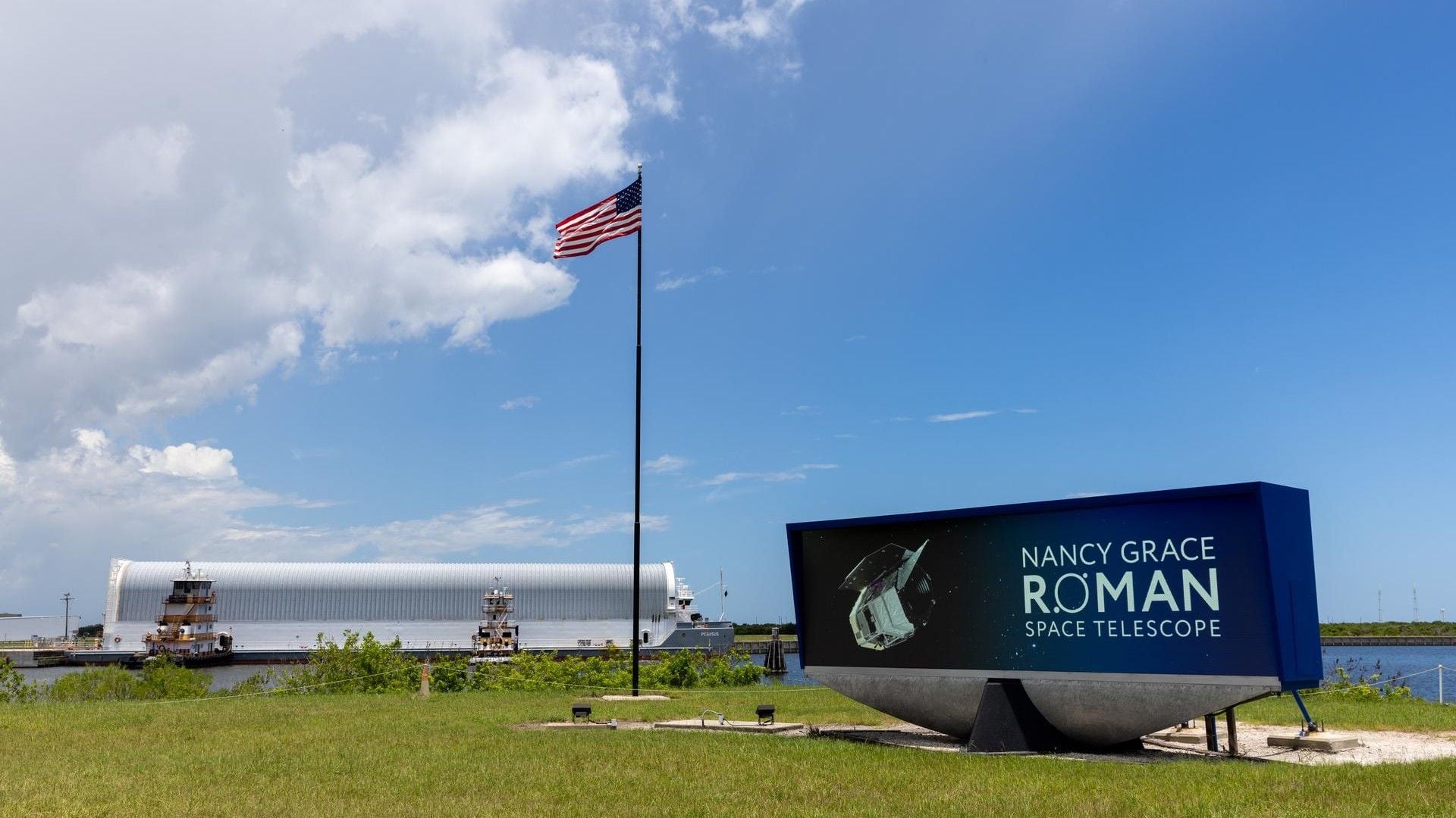 NASA's Roman Space Telescope arriveert in Florida voor SpaceX Falcon Heavy-lancering deze zomer