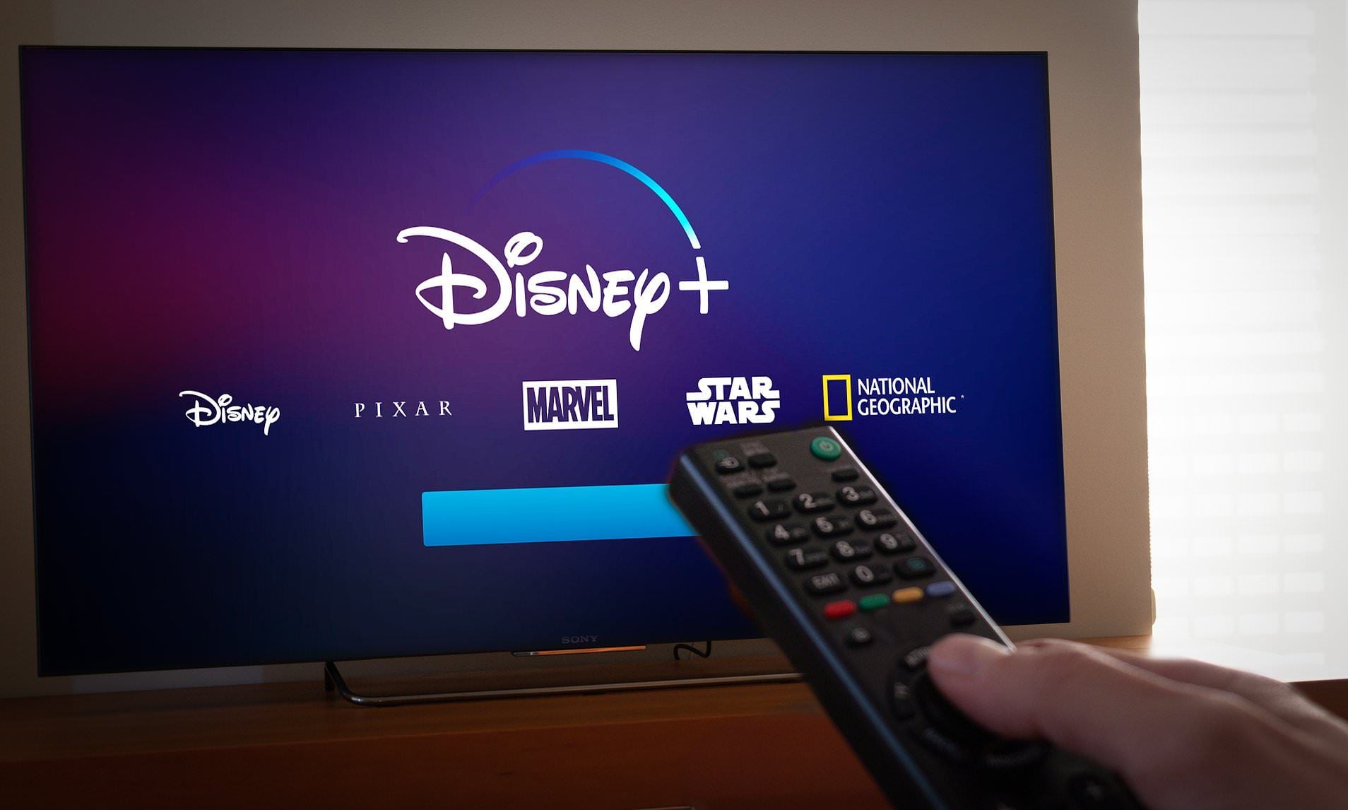 Disney+ heeft zojuist 4K en alle HDR-ondersteuning verloren in delen van Europa, waardoor je je moet afvragen wat het nut is van een Premium-abonnement — en dit is precies waarom fysieke media in opkomst zijn