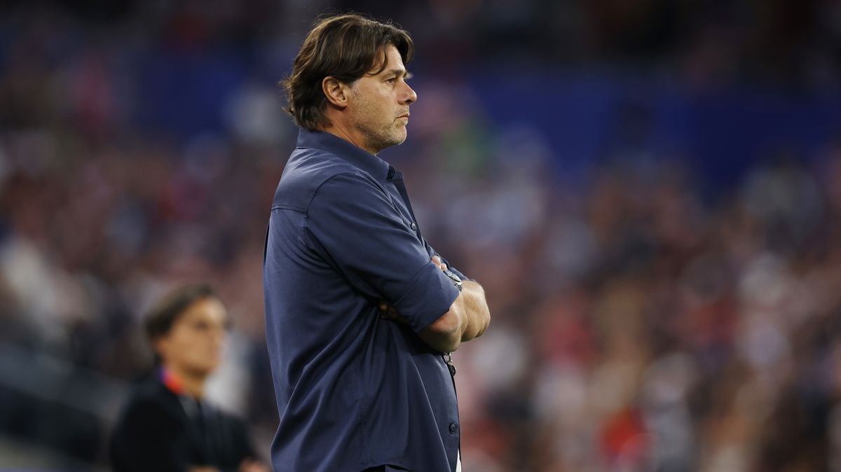 World Cup LIVE: Confermati i match a eliminazione diretta; colpo duro per la Scozia e scoppia la polemica FIFA - The Mirror