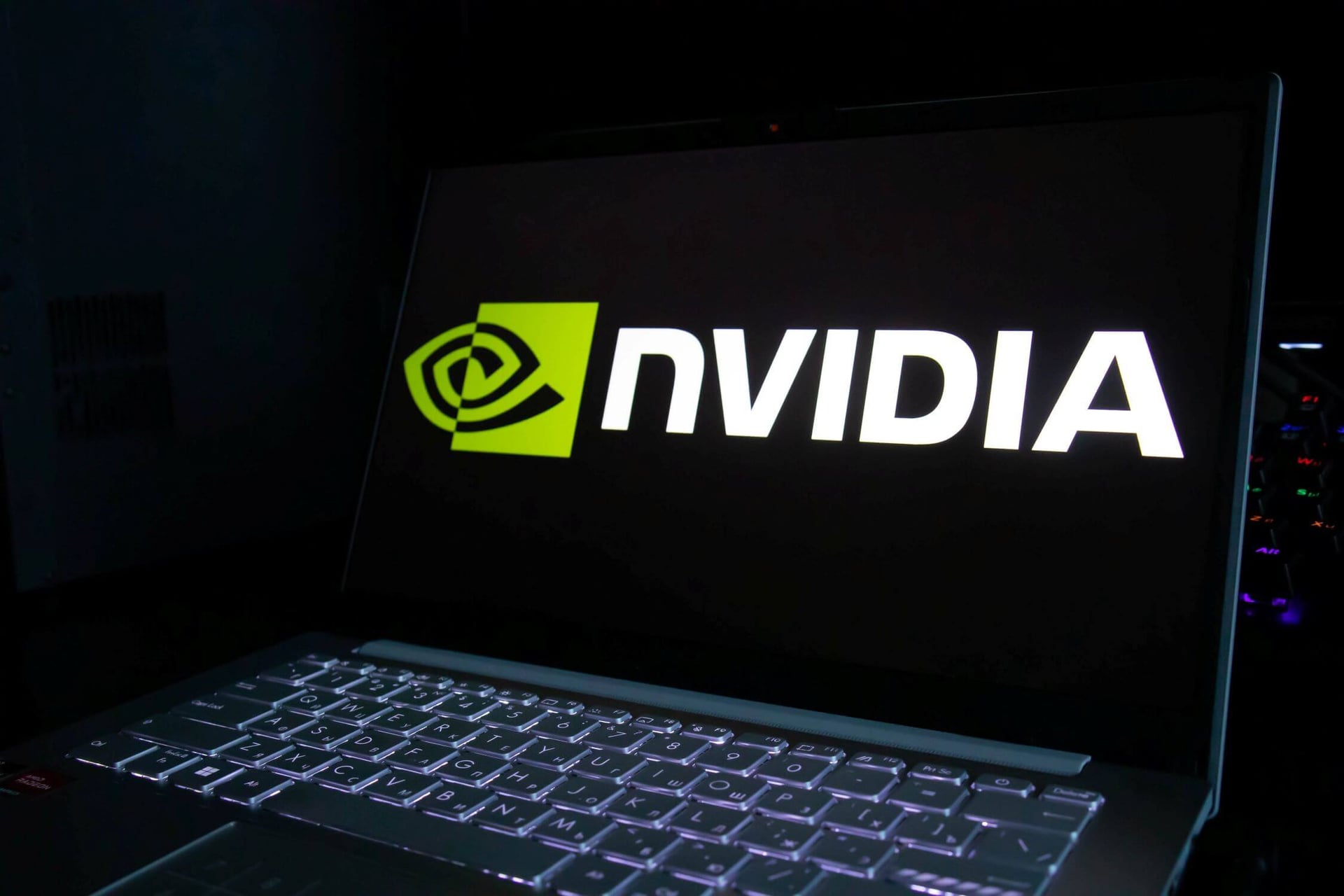 Nvidia (NVDA) 股价受欧洲 AI 基础设施推动而上涨 - MoneyCheck