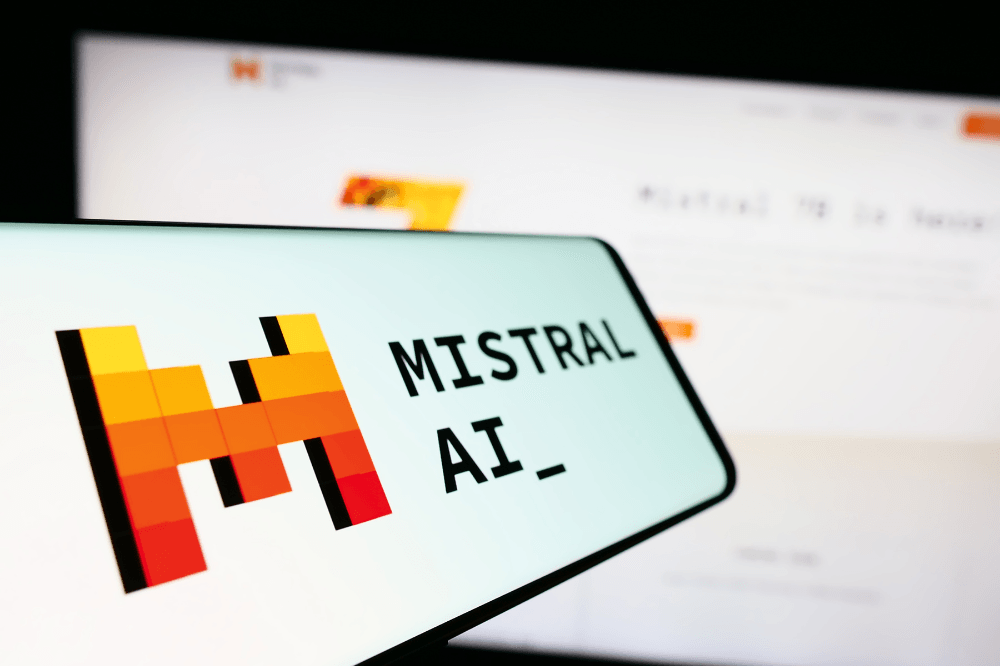 Mistral haalt €3 miljard op in record financieringsronde voor Europese tech - Mobile Europe