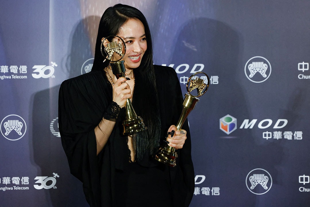 Megabintang Mandopop Jolin Tsai memenangkan album terbaik di ajang penghargaan musik tahunan Taiwan - BusinessWorld Online