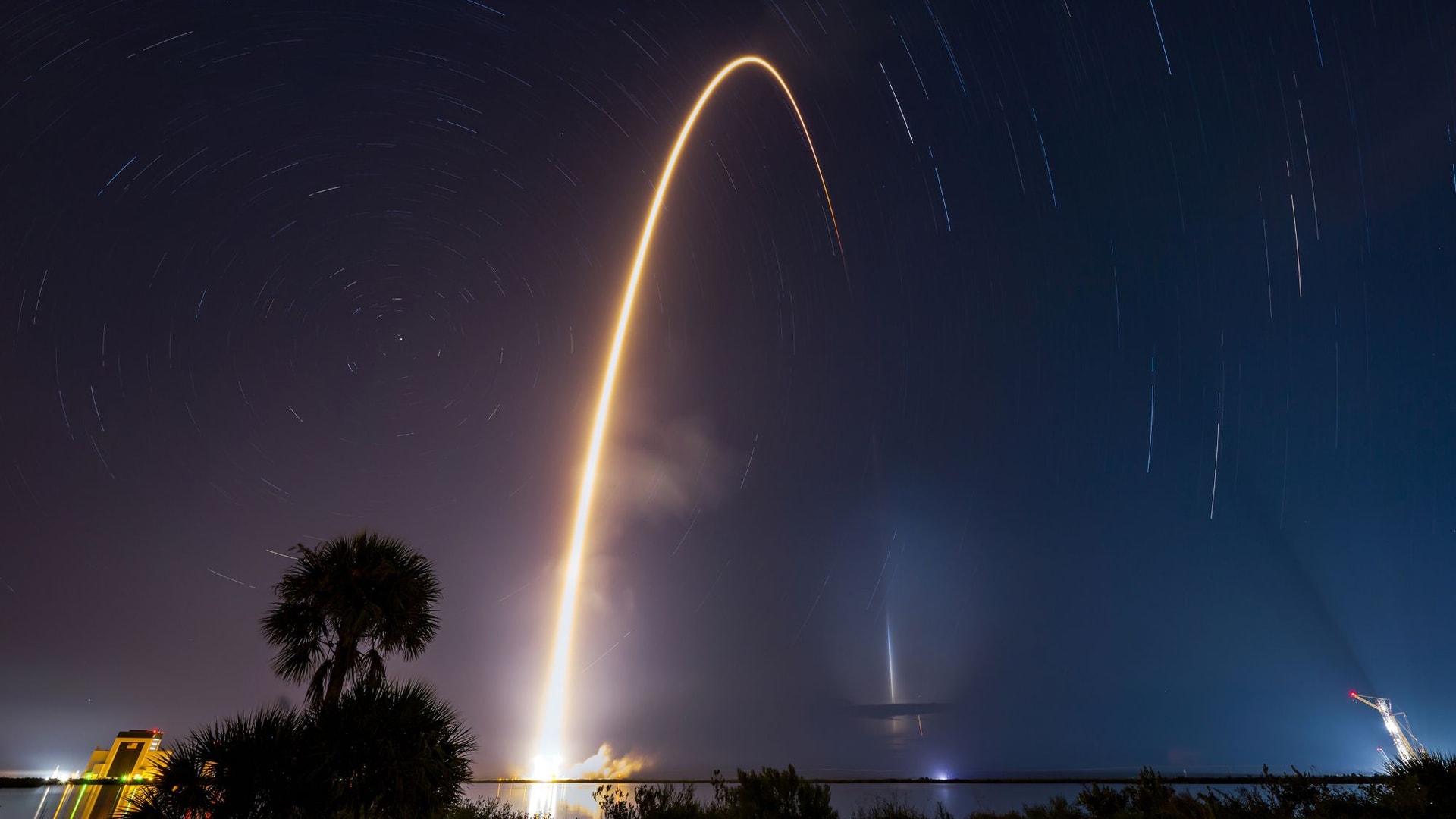 SpaceX sets rocket-reuse record on 100th Falcon 9 launch of the year