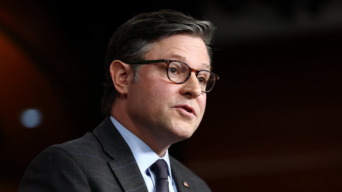 Shutdown do governo é EVITADO após Câmara aprovar projeto de financiamento temporário... adiando a luta por gastos para depois das eleições de meio de mandato