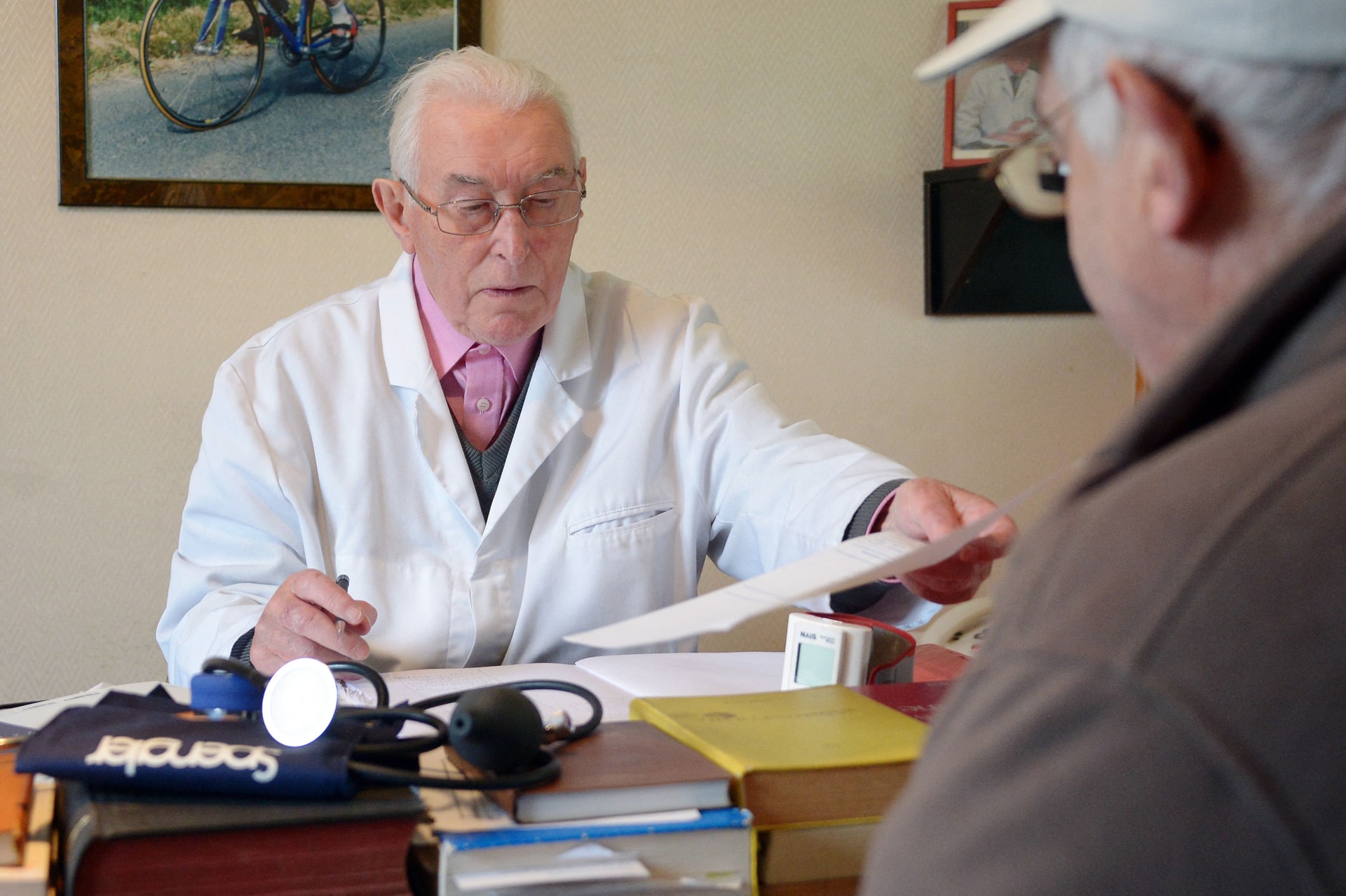 Nearly 600 FDA Postmarket Drug Studies Are Behind Schedule While Many of the Medicines Stay on the Market