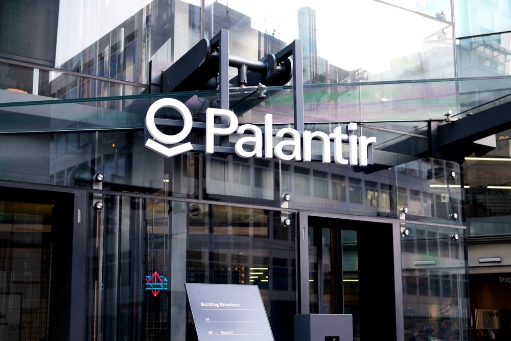 Palantir-CEO bezeichnet KI-Branche in Interview als „verdammt wahnsinnig“