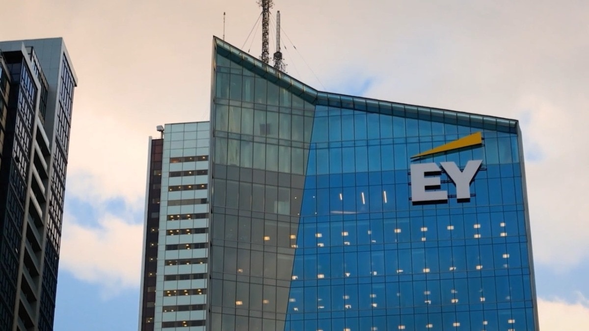 Alors que l'IA redéfinit les cybermenaces, EY mise sur les plateformes cyber basées sur la propriété intellectuelle plutôt que sur le conseil traditionnel - BusinessToday