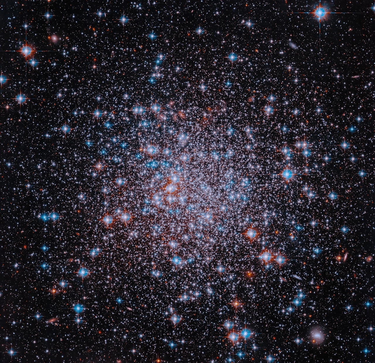 NASA's Hubble Spies Stellar Sparkler for July 4th - NASA Science