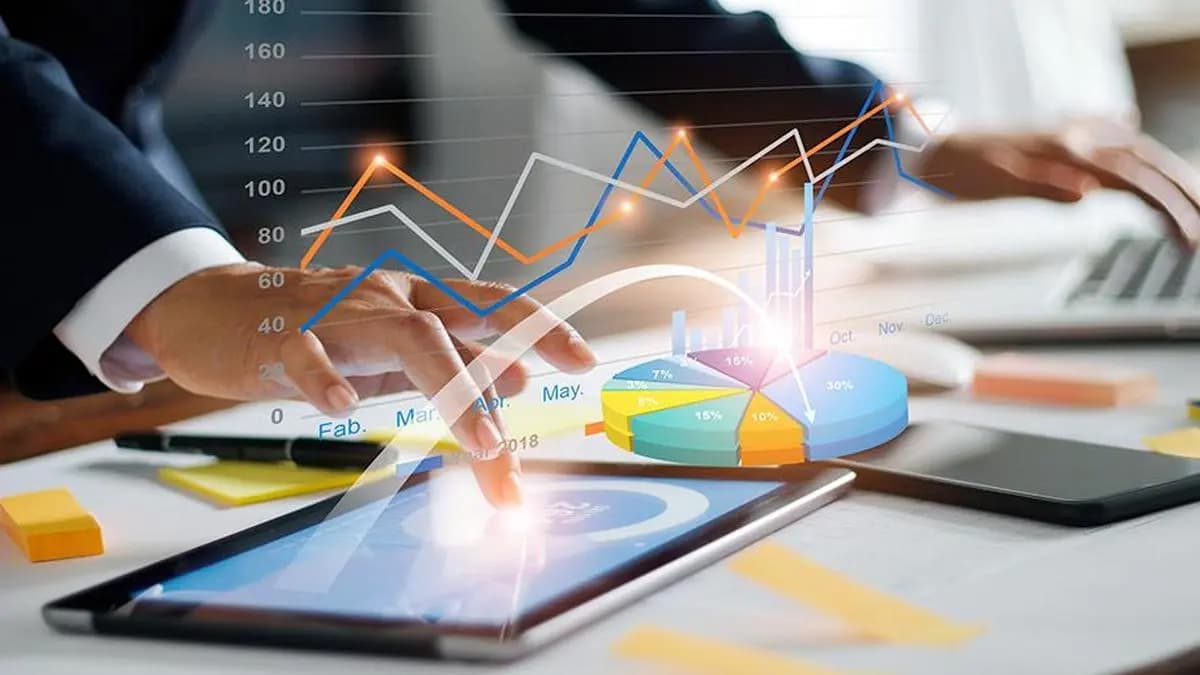 今日股市实况,8月5日:RBI 将回购率维持在 5.25%;Sensex 指数上涨近 300 点,Nifty 指数持平 - The HinduBusinessLine