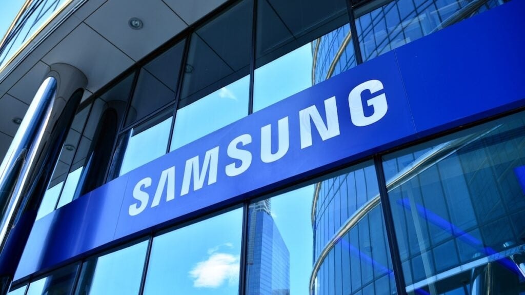 KOSPI Plunges as Foreign Sell-Off Hits 11th Day Ahead of Samsung’s 'Explosive' AI Earnings - Benzinga