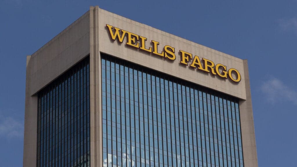 CEO van Wells Fargo zegt dat Amerika nog steeds veel uitgeeft — zelfs met zorgen over inflatie - Wells Fargo (NYSE:WFC) - Benzinga