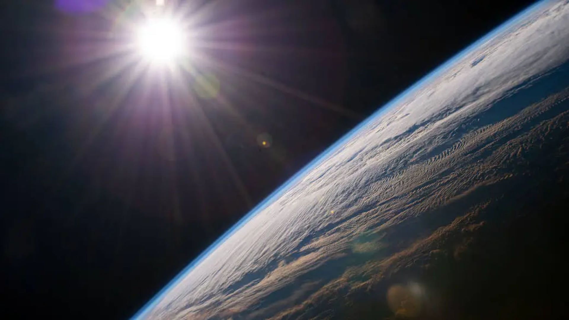 Aarde overleeft mogelijk toch de dood van de zon, suggereert nieuwe studie