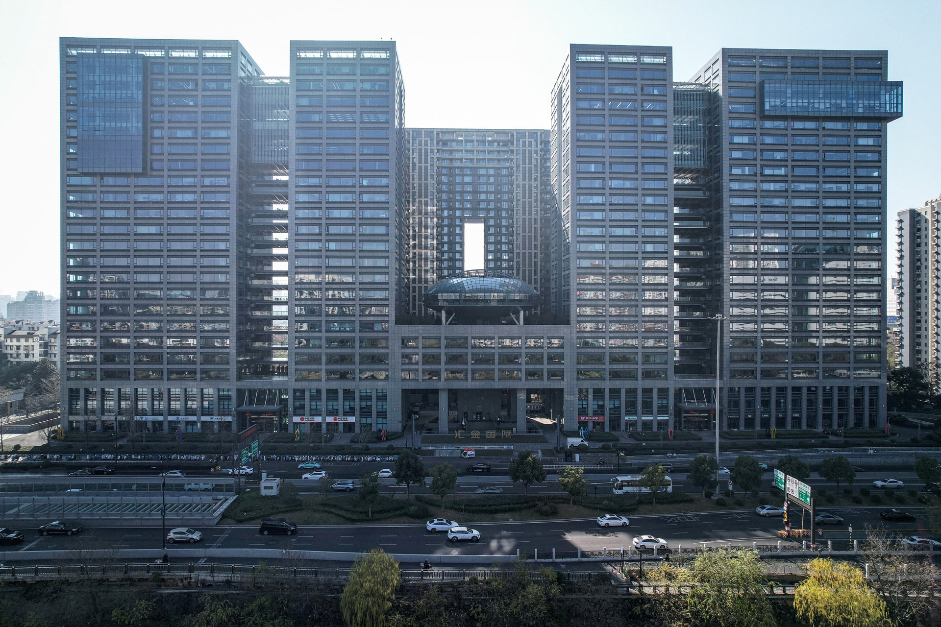 DeepSeek Founder Tops AI Wealth List as Beijing Holds the Only Board Vote