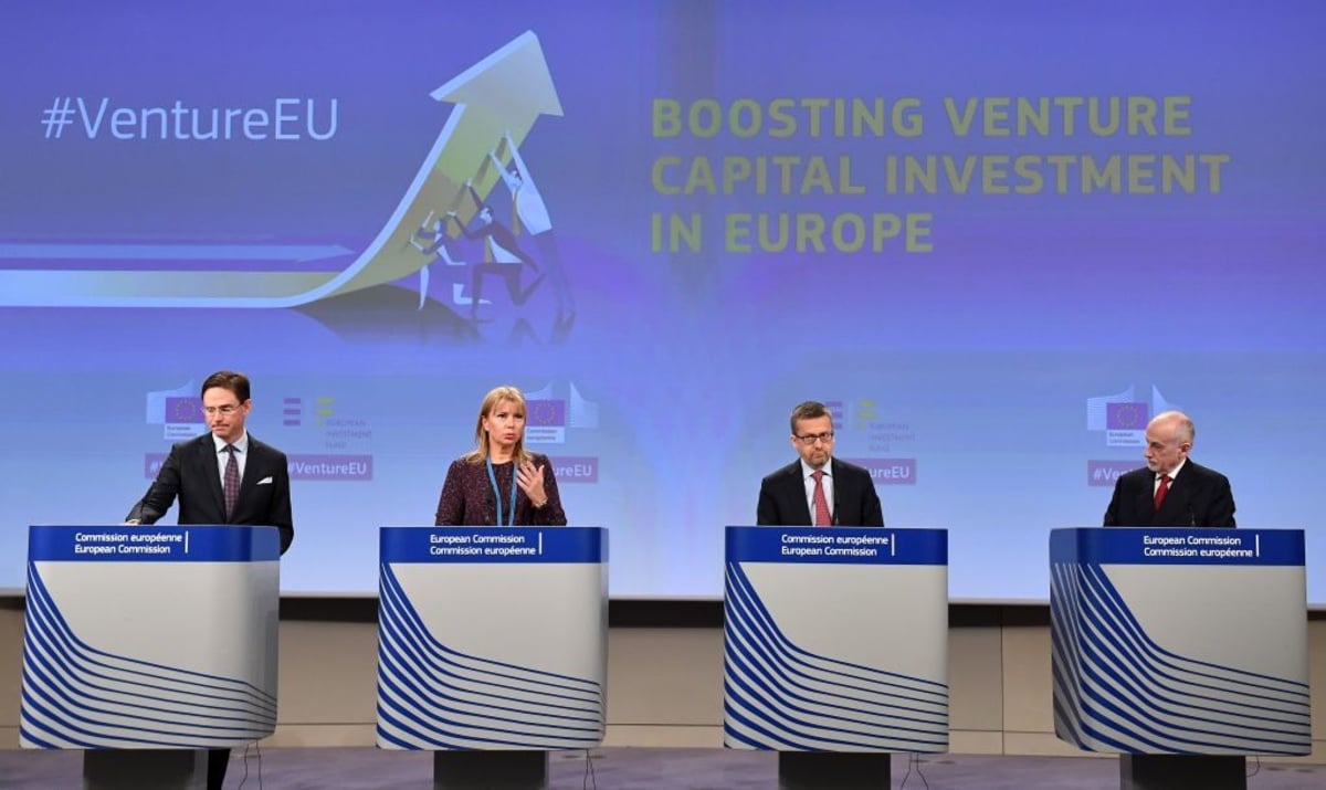 I finanziamenti per le startup europee toccano il minimo degli ultimi sei anni per numero di operazioni, mentre l'IA ne assorbe il 60%