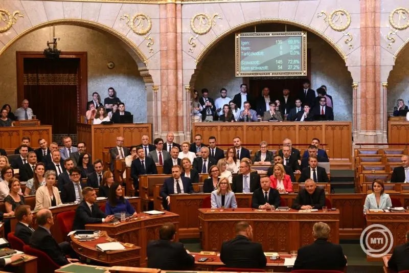 Hungarian Parliament approves sweeping constitutional amendments to remove president