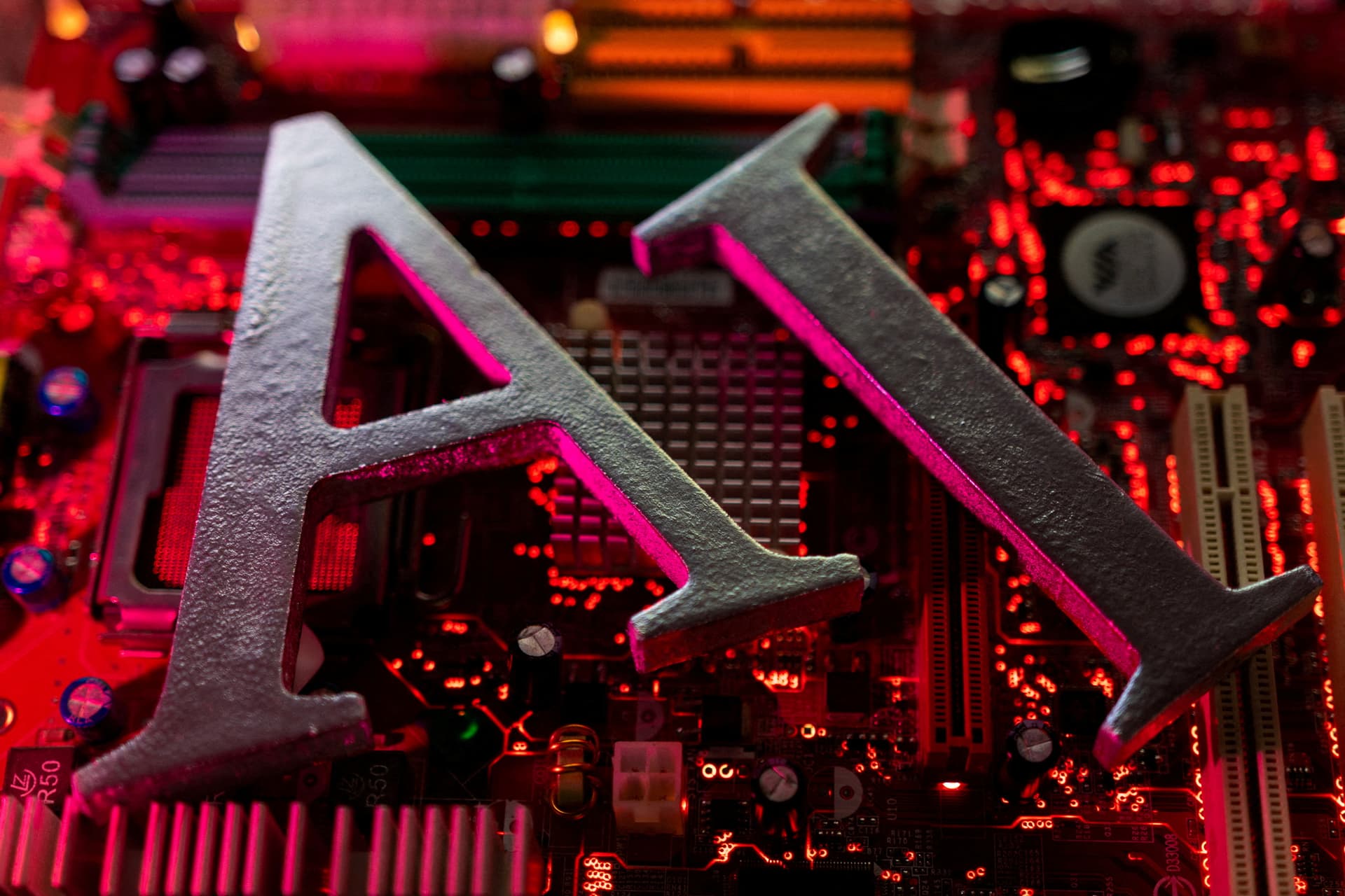 Europas Tech-Giganten profitieren von KI-Gewinnen, da die Einführung in Unternehmen beschleunigt wird – Arise News