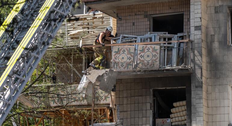 Security Council LIVE: Briefing on Ukraine as deadly Russian strikes hit cities and ports
