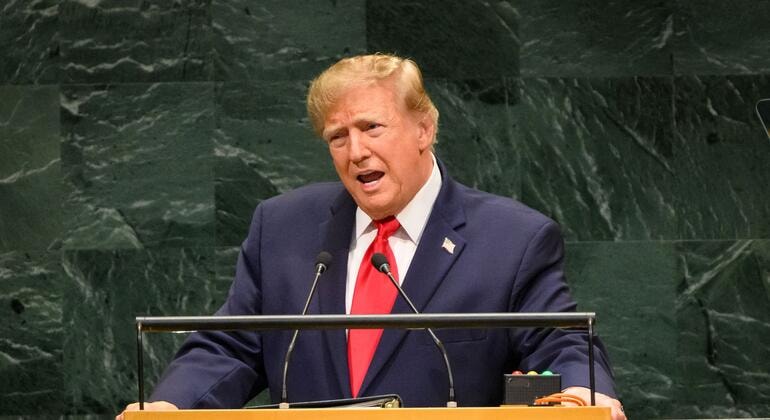 Trump verteidigt militärische Maßnahmen gegen Iran und Venezuela und fordert Neuausrichtung der KI