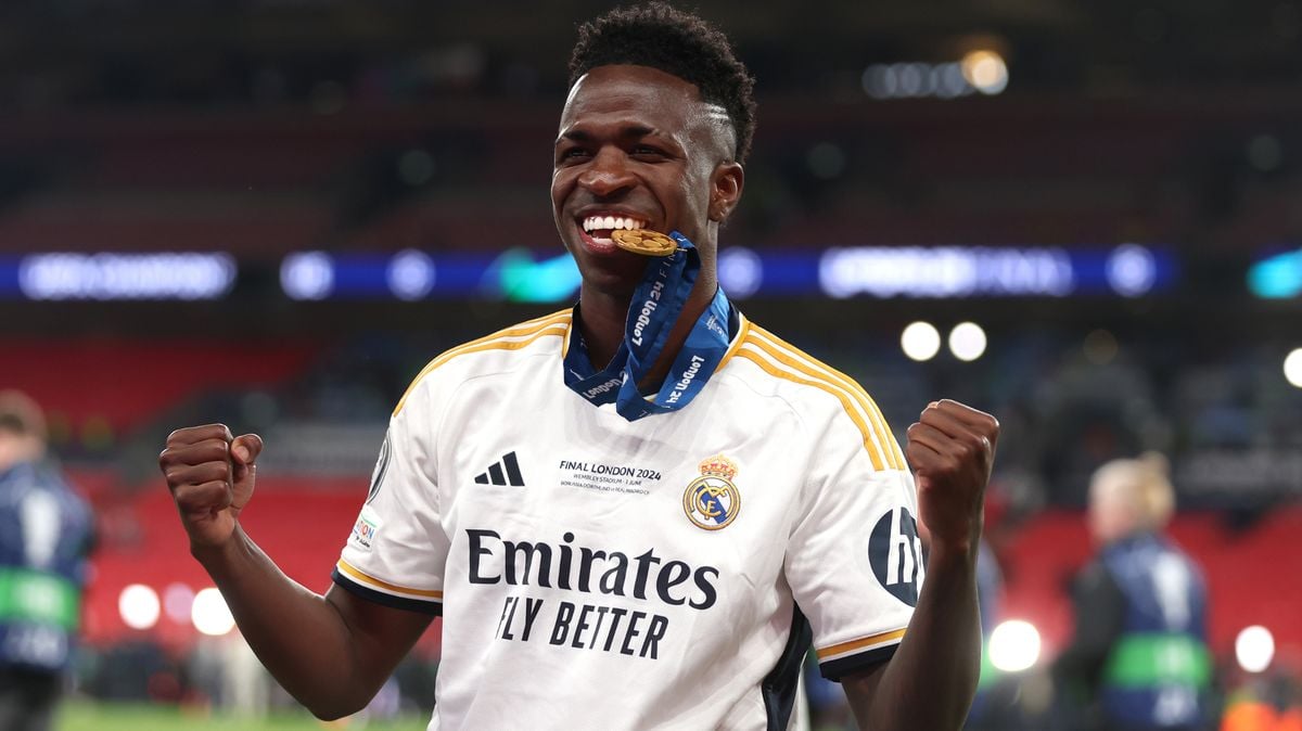 Berita transfer TERKINI: Update Vinicius Jr ke Arsenal, tawaran baru untuk Yan Diomande, Man Utd buka pembicaraan - The Mirror