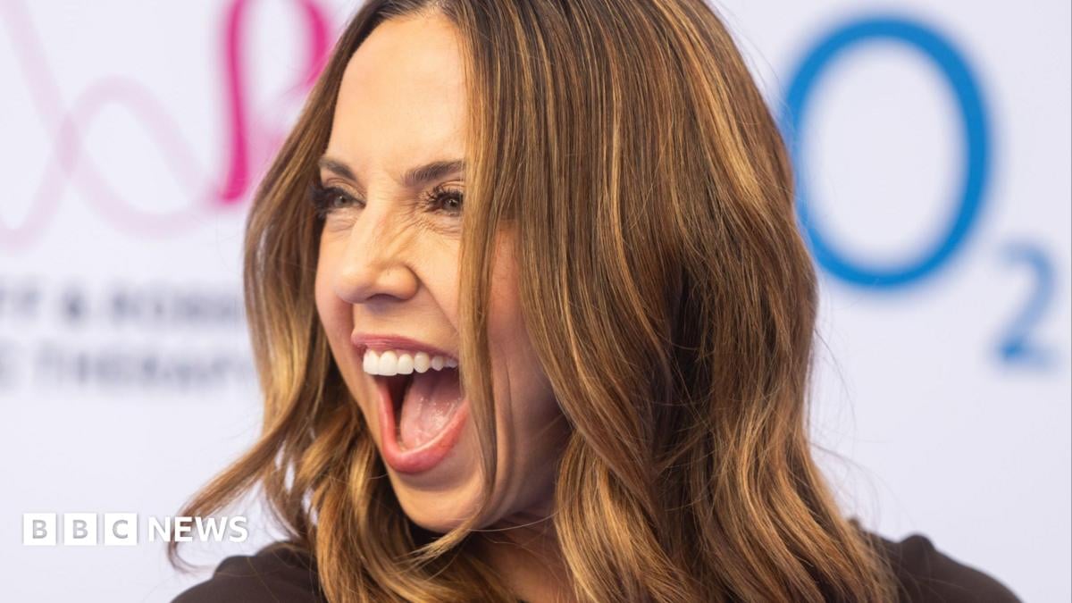 Melanie C zegt dat 30-jarig jubileum van Spice Girls 'emotioneel' was - BBC News