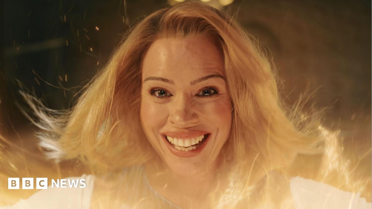 Doctor Who: BBC cancels Christmas special and Russell T Davies announces departure - BBC News