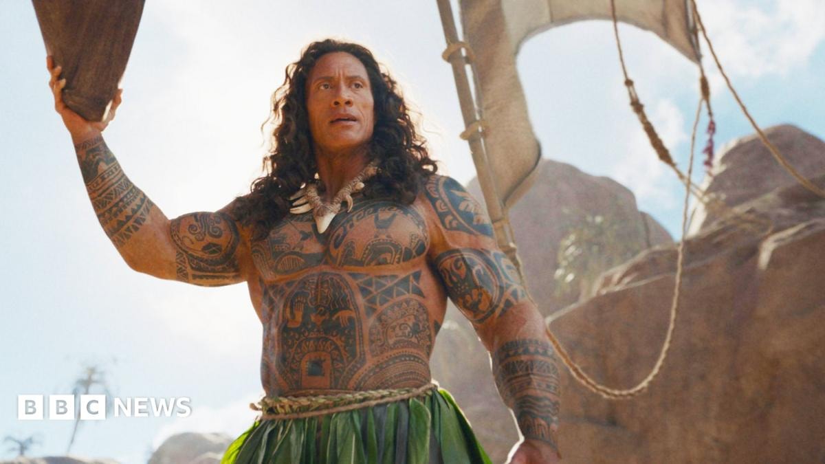 Moana: Disney's 'dismal' live-action remake panned by critics - BBC News