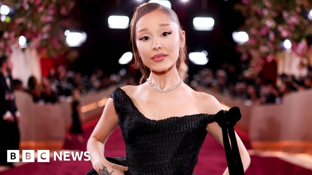 Ariana Grande neemt pauze van het publieke leven vanwege 'eindeloze' kritiek