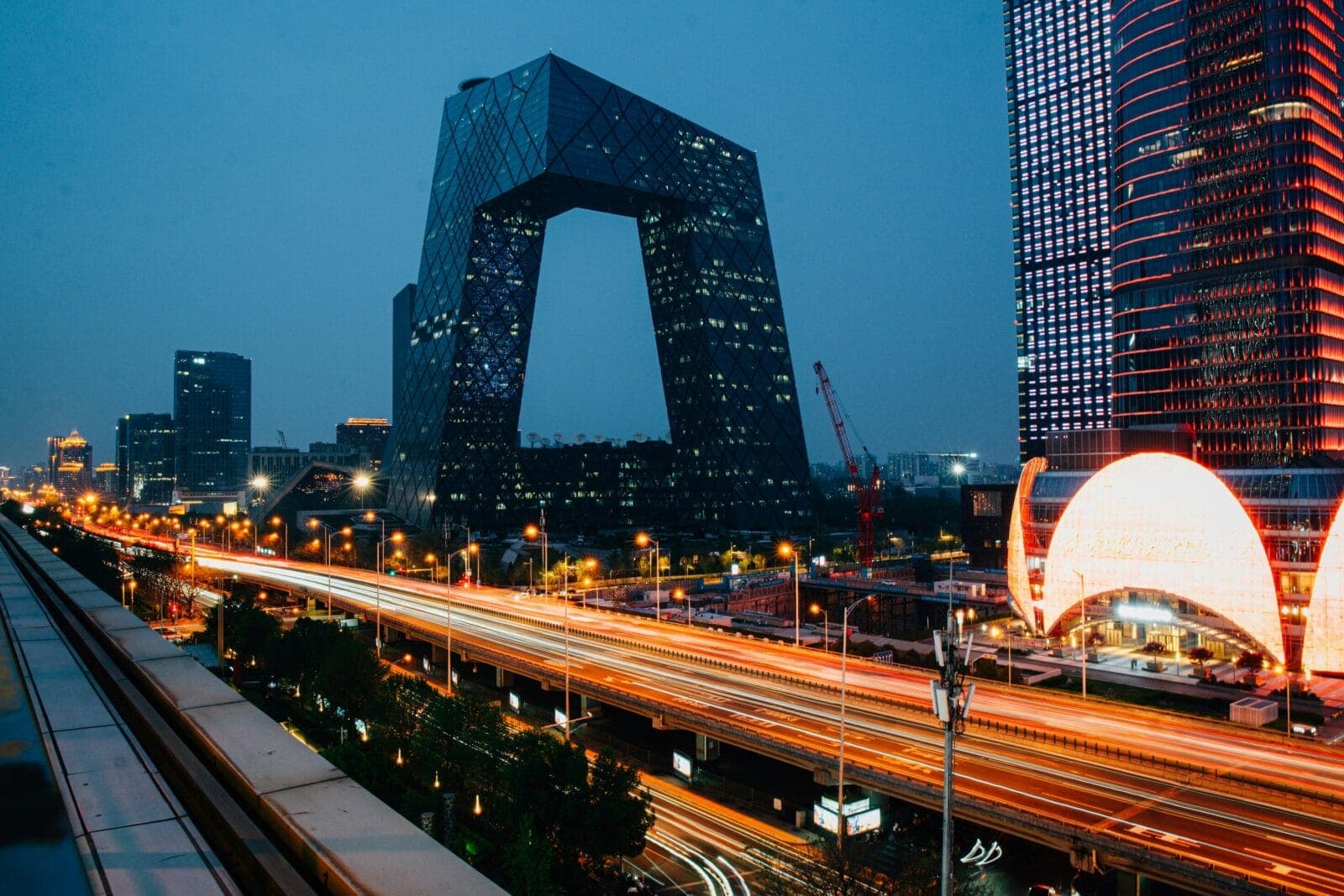 Asiens massiver Tech-Einbruch markiert den ersten echten „Makro-Schock“ der KI-Ära - IFA Magazine