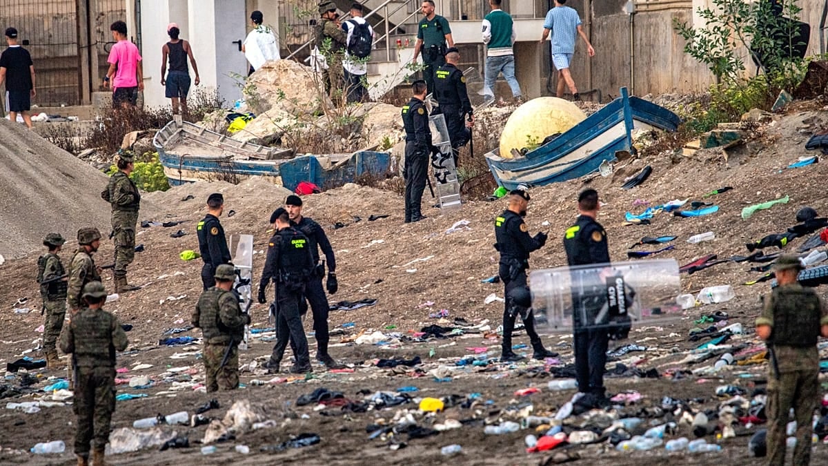22 leader dell'UE chiedono colloqui d'emergenza per la crisi dei migranti a Ceuta