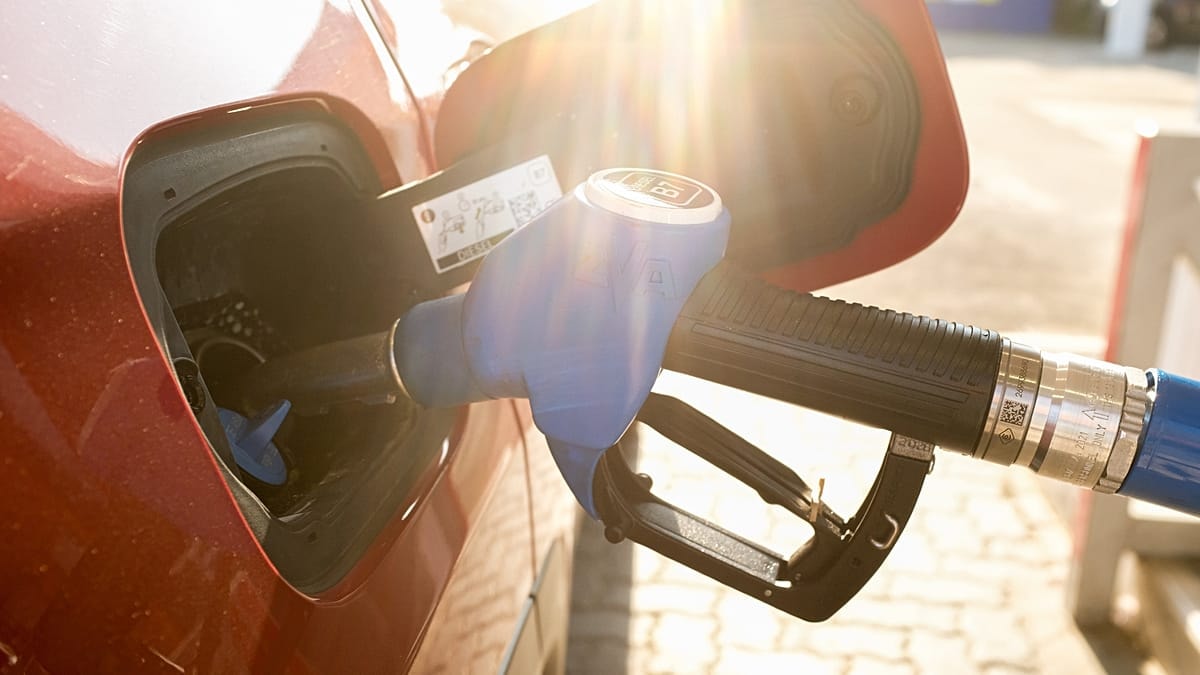 Crisis del combustible en Europa: estas 10 acciones petroleras subieron hasta un 87% en 2026