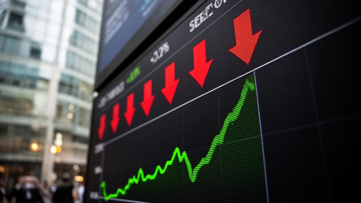 Why a Kospi Rebound Is Forecast for Late July Despite Foreigners' Record $108.1 Billion Sell-Off — BigGo Finance