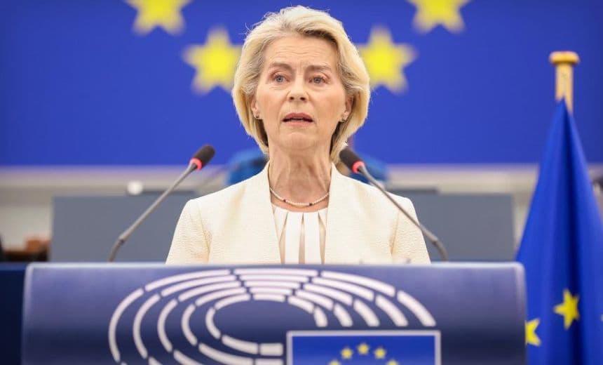 Ursula von der Leyen, de l'UE, soutient une approche prudente de l'IA