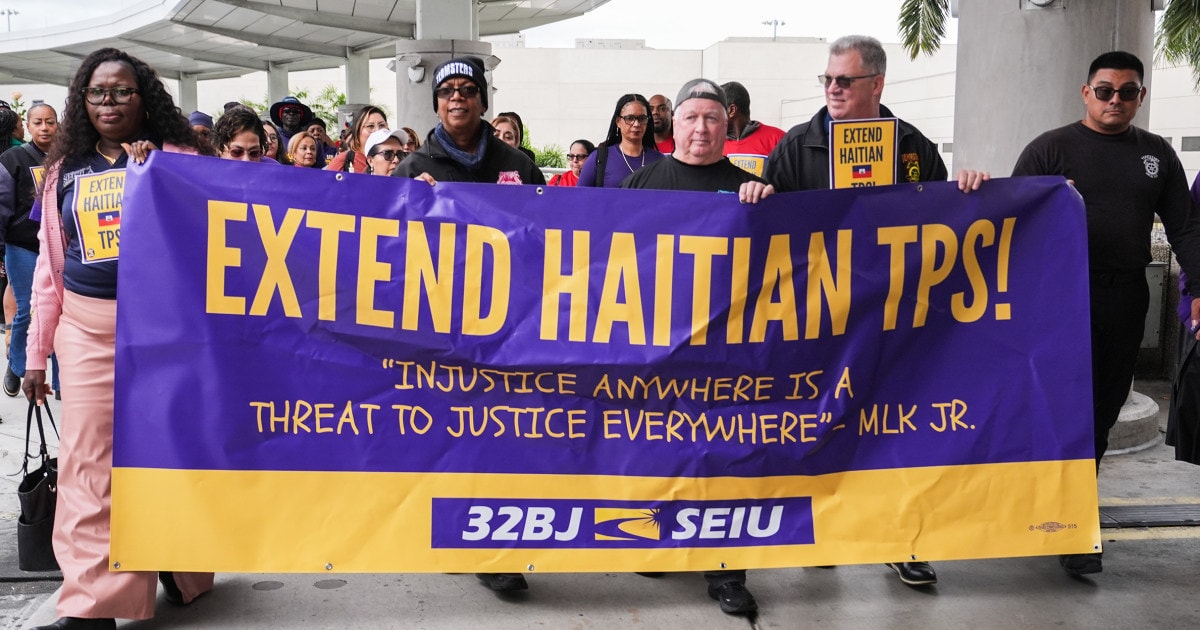 La Corte Suprema permite que Trump elimine las protecciones de miles de inmigrantes haitianos y sirios