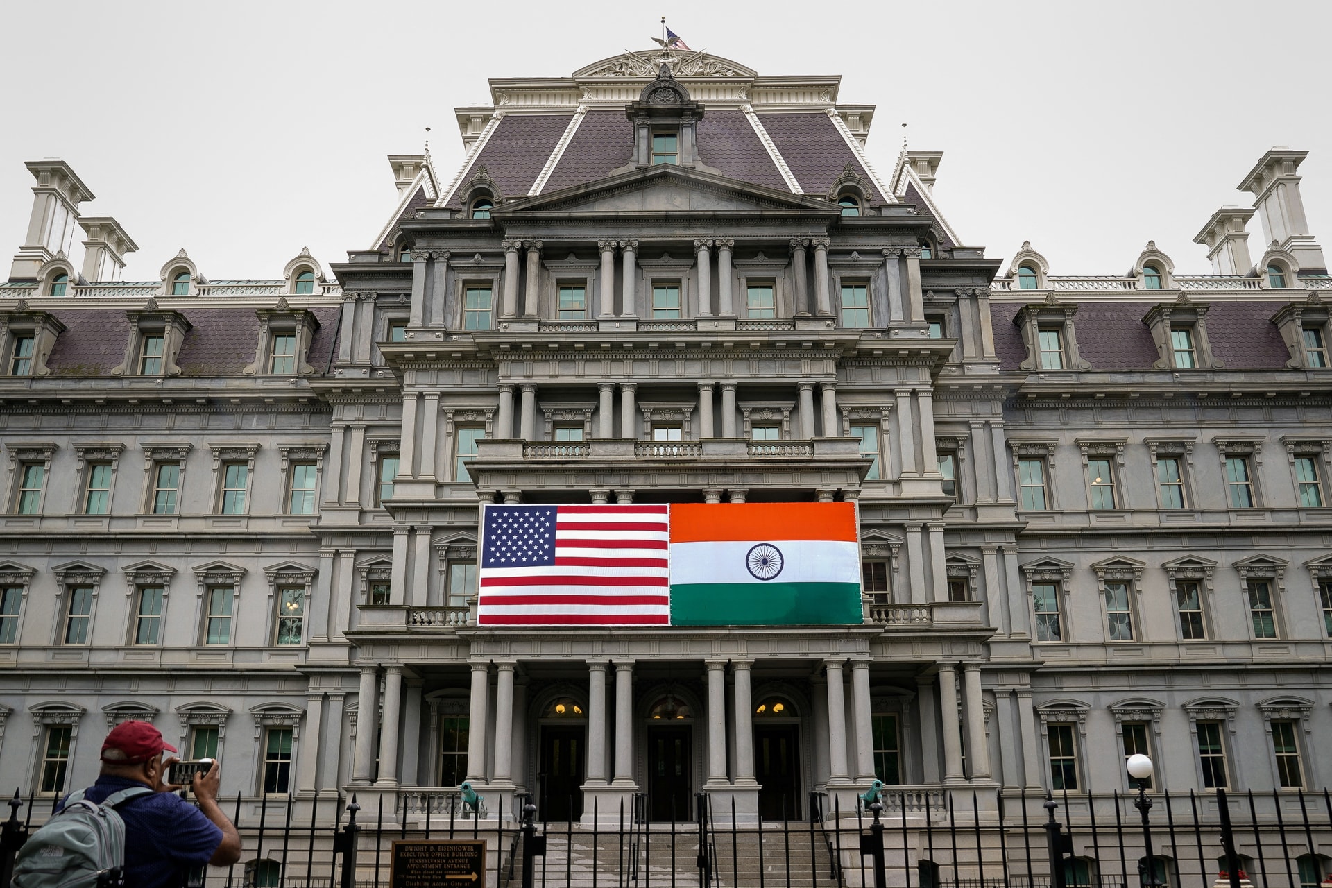 US targets India, 40+ nations in tariff-dodging “transshipment” crackdown - News India Times