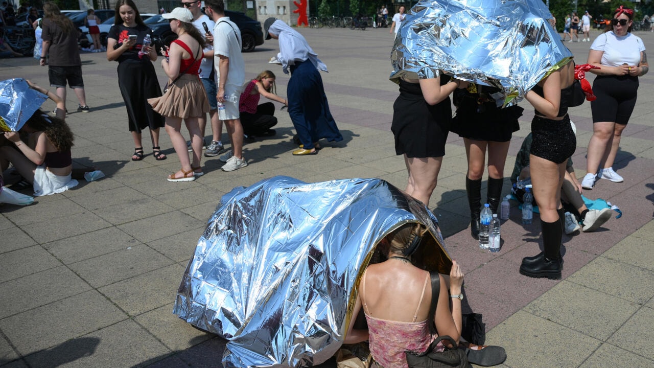 Europe’s heatwave forces Ukraine power cuts, sets Slovakia record as it moves east - France 24