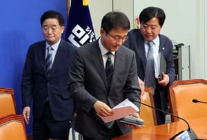 Calls for caution over prosecution reform grow within ruling party - The Korea Herald