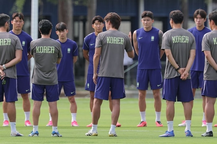 The South Korean national soccer team, led by head coach Hong Myung-bo, will try to win its first 20.. - MK